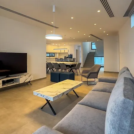 Aqua Beachfront - 1 * Ayia Napa