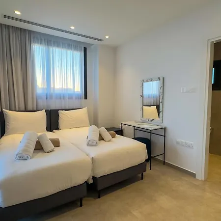 Villa Aqua Beachfront - 1 *