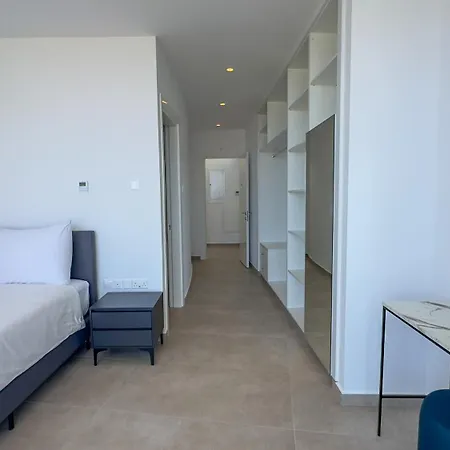 Willa Aqua Beachfront - 1 Ajia Napa