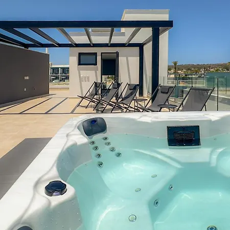 Willa Aqua Beachfront - 1 Ajia Napa