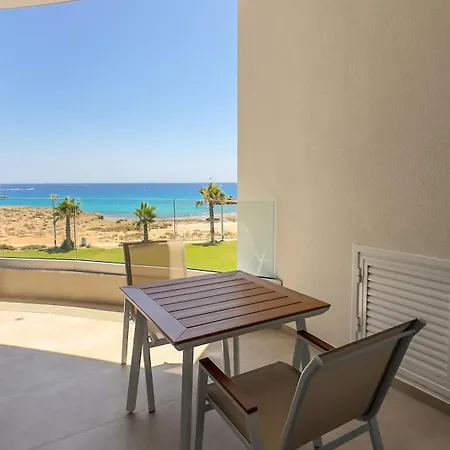 Aqua Beachfront - 1 *