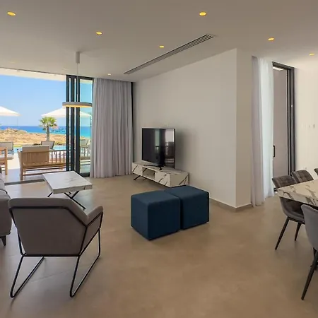 Aqua Beachfront - 1 *