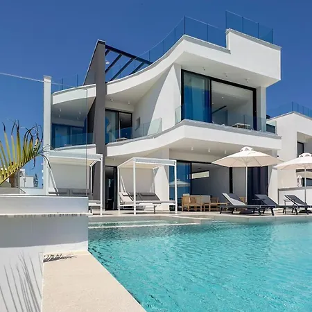 Aqua Beachfront - 1 Villa Ayia Napa