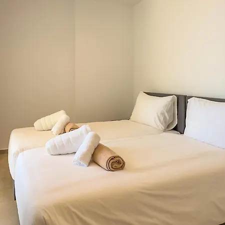 Aqua Beachfront - 1 *