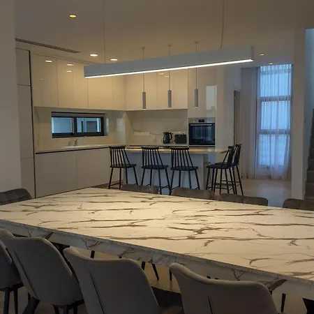 Willa Aqua Beachfront - 1 Ajia Napa