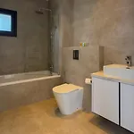 Aqua Beachfront - 1 *