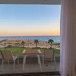 Aqua Beachfront - 1 Villa