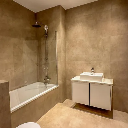 Aqua Beachfront - 1 *