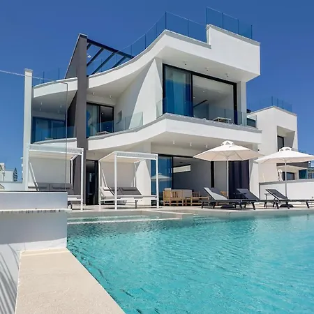 Aqua Beachfront - 1