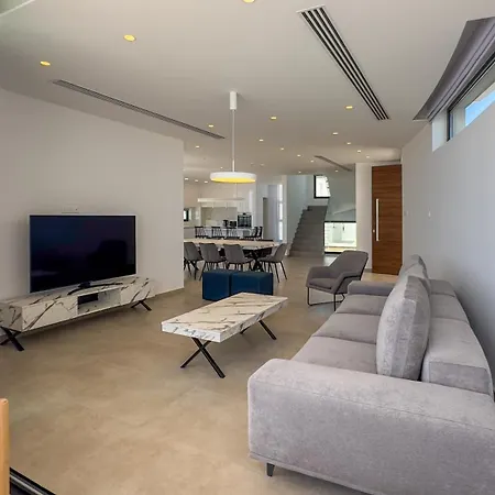 Aqua Beachfront - 1 Villa Ajía Nápa