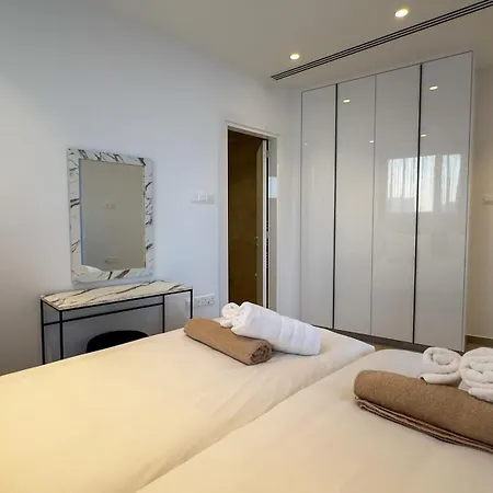 Villa Aqua Beachfront - 1