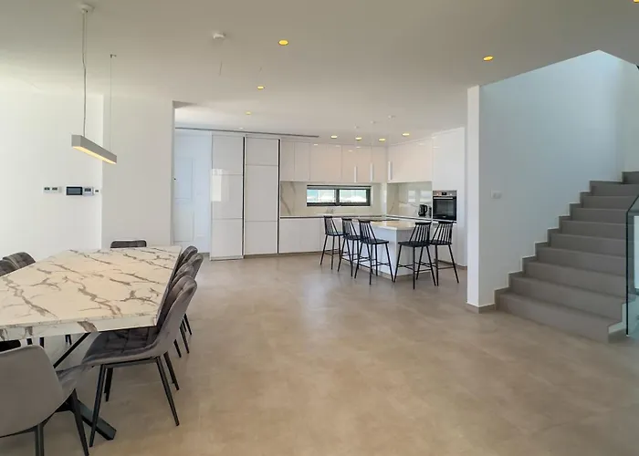 Villa Aqua Beachfront - 1 Agia Napa