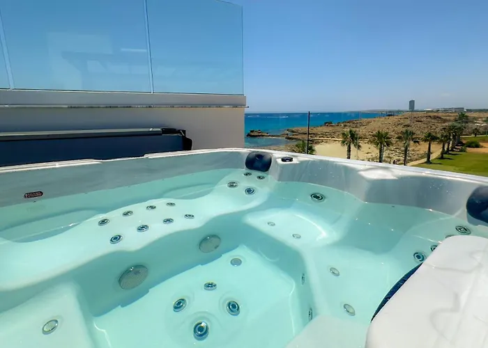 Villa Aqua Beachfront - 1