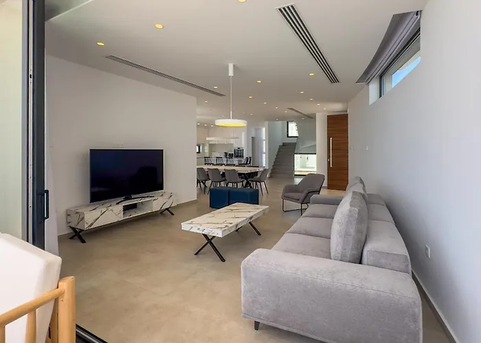 Aqua Beachfront - 1 Villa Agia Napa